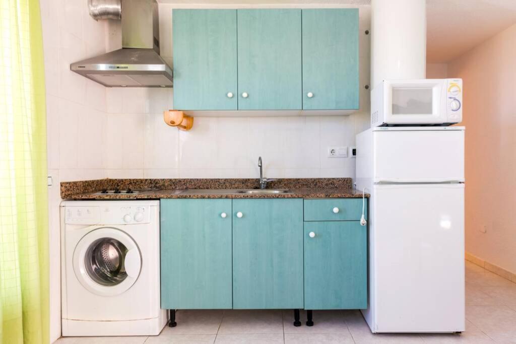 Tranquilo Apartamento Con Preciosa Cala En La Puerta Ciutadella  Ngoại thất bức ảnh